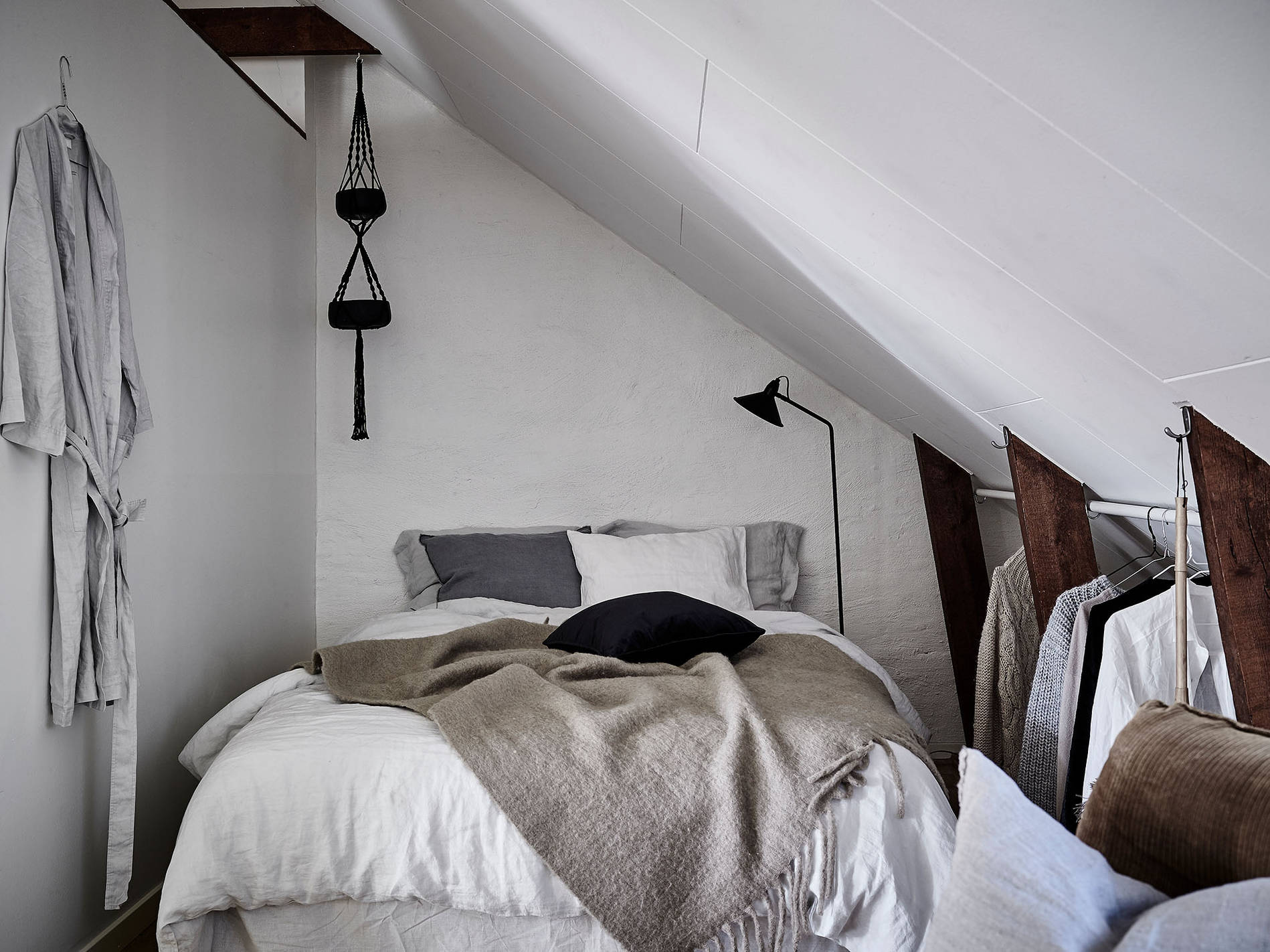 Wonen op een zolder vol met daglicht interior junkie