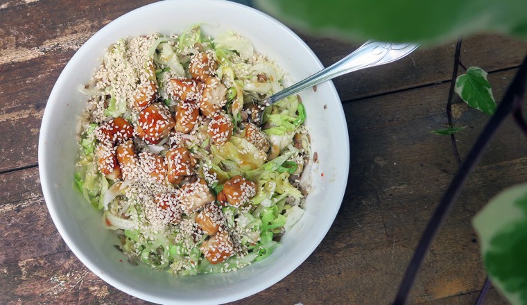 salade met ijsbergsla en kip salade met ijsbergsla en kip