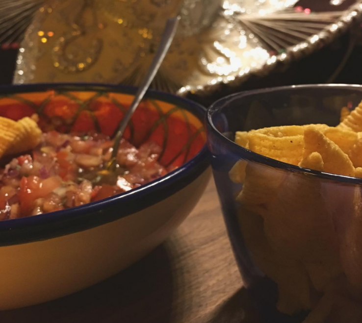 6 toffe vultips voor je Bugles Gewoon wat een studentje 's avonds eet