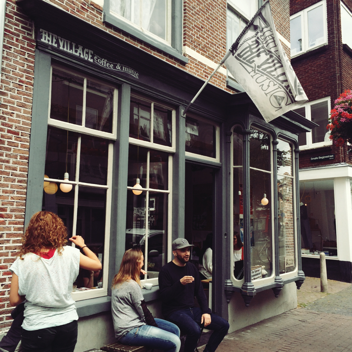 fijn plekje // the village in utrecht - moderne hippies