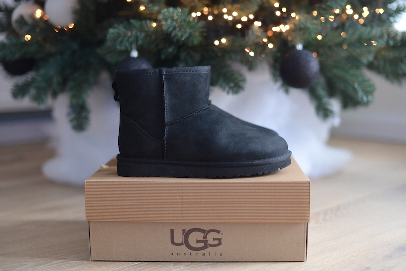 ugg men classic mini lace up