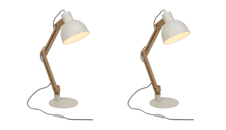 Woonvondst: stoere tafellamp van hout en metaal - INTERIOR JUNKIE Woonvondst: stoere tafellamp van hout en metaal - INTERIOR JUNKIE