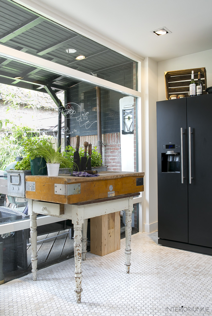 Coole tegels gespot in de keuken van tvkok Danny Jansen INTERIOR JUNKIE