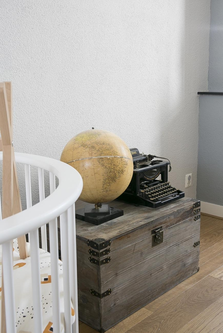 Thuis bij Danique in een huis vol tweedehands meubels