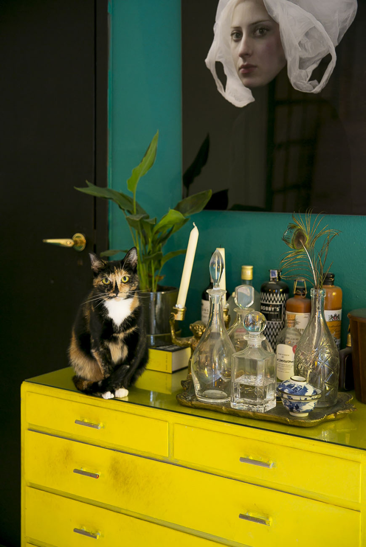 Thuis bij Bettina in een huis vol vintage meubelstukken