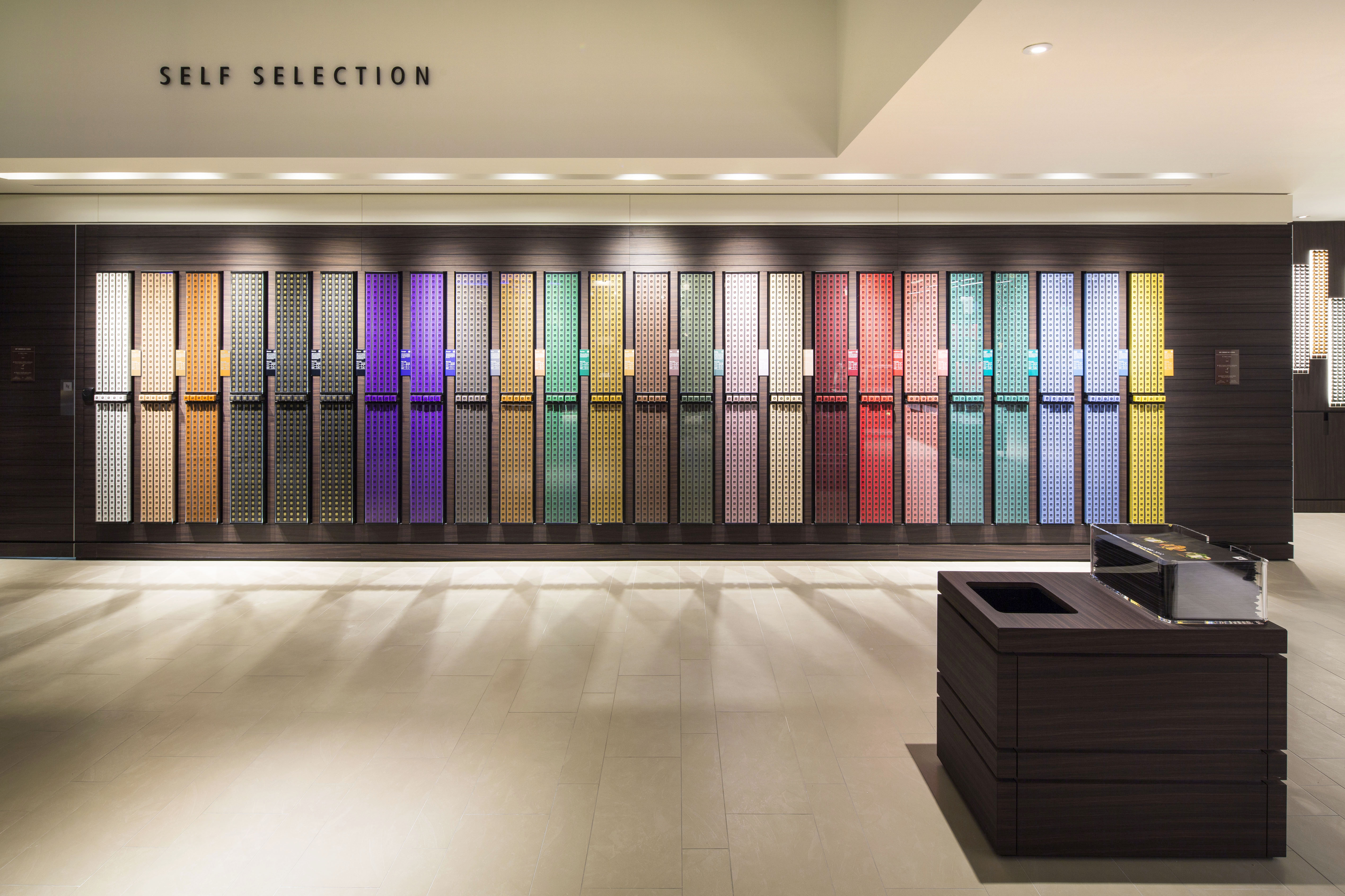 Self Selection Service bij Nespresso - Damespraatjes Self Selection Service bij Nespresso - Damespraatjes