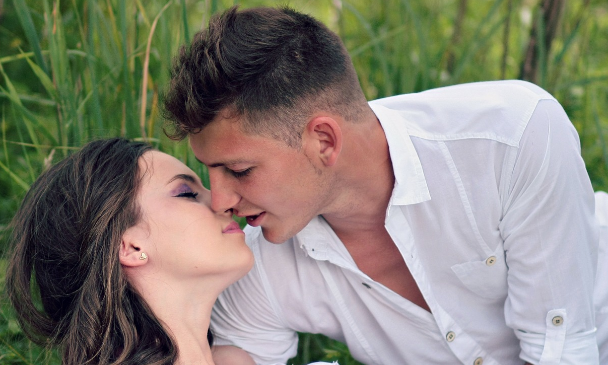 10 dingen die je doormaakt als je weer contact zoekt met je ex images 10 dingen die je doormaakt als je weer contact zoekt met je ex photo
